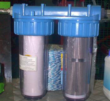 Filtre Ontap avec système de double filtration à appliquer au robinet pour le traitement de leau potable Filtres à filtre filtrant adoucisseur au charbon activé Filtres de cuisine à appliquer 18157 